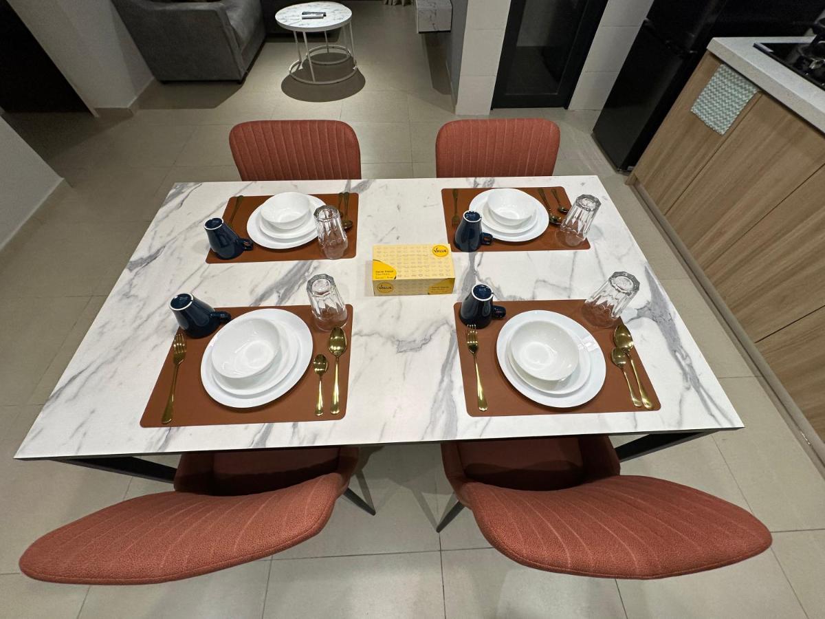 קואלה לומפור Reizz Residence By Perkasa מראה חיצוני תמונה