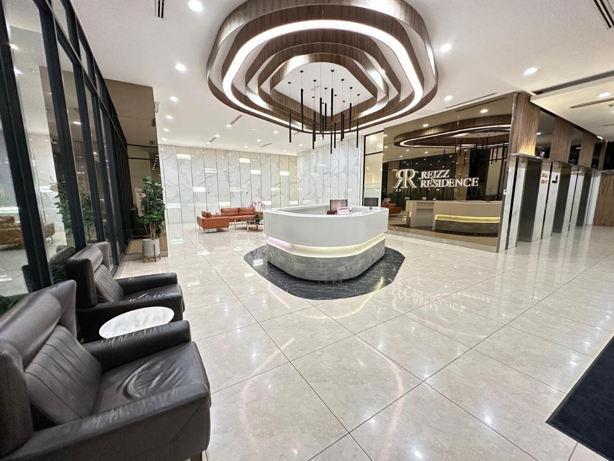 קואלה לומפור Reizz Residence By Perkasa מראה חיצוני תמונה