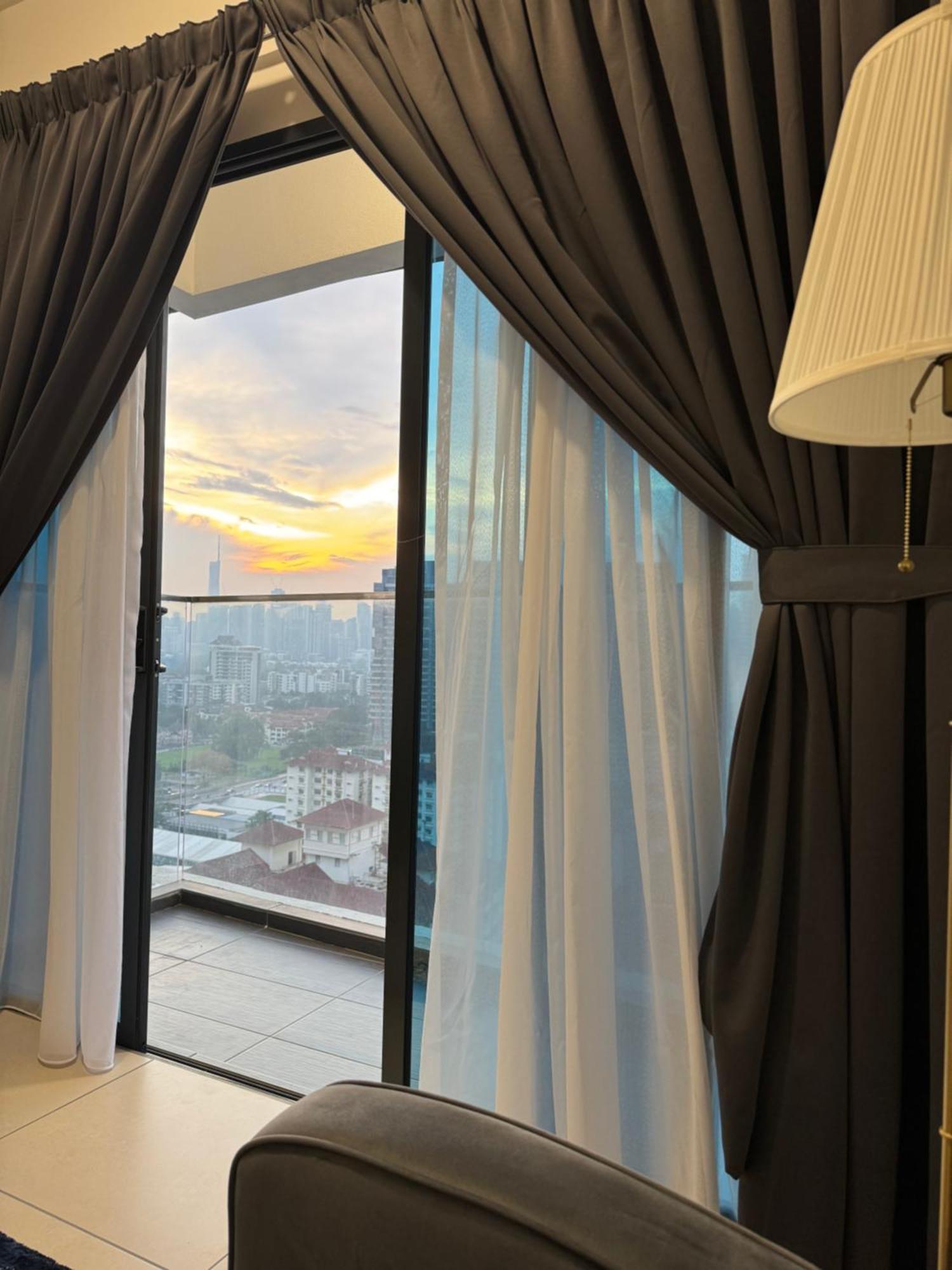 קואלה לומפור Reizz Residence By Perkasa מראה חיצוני תמונה