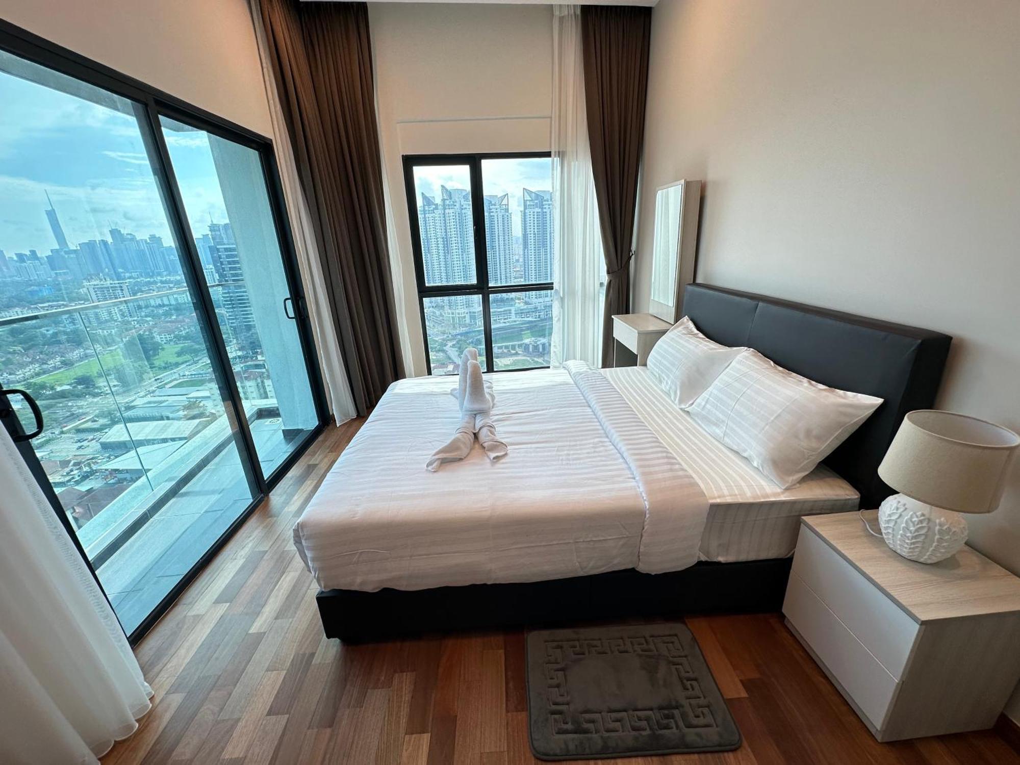 קואלה לומפור Reizz Residence By Perkasa מראה חיצוני תמונה